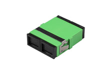 Carica l&#39;immagine nel visualizzatore di Gallery, Gli adapter SC APC duplex sono indispensabili per il rapido accoppiamento di fibre ottiche connettorizzate, garantendo così il massimo allineamento tra le fibre ottiche collegate tra loro attraverso l&#39;adapter e con minima dispersione di segnale.
