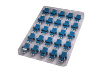 Carica l&#39;immagine nel visualizzatore di Gallery, Gli adapter LC duplex sono indispensabili per il rapido accoppiamento di fibre ottiche connettorizzate, garantendo così il massimo allineamento tra le fibre ottiche collegate tra loro attraverso l&#39;adapter e con minima dispersione di segnale.
